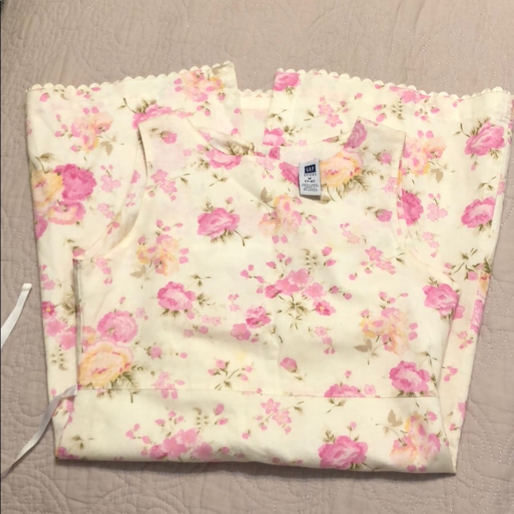 Gap floral dress size 7-8 for girls kids.